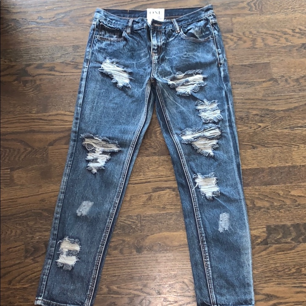 NEVER WORN boyfriend jeans